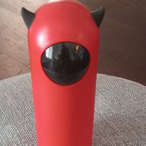 NEW Little Devil Automatic Laser Light Cat/Dog Toy